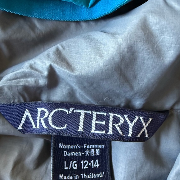 Arc'teryx Teal and Gray Women's Jacket - Picture 2 of 6